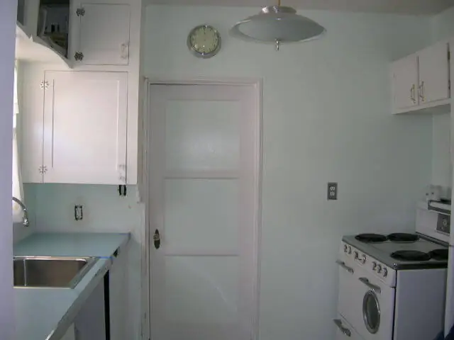 bungalow kitchen ideas backsplash tile and curtain ideas for a bungalow kitchen