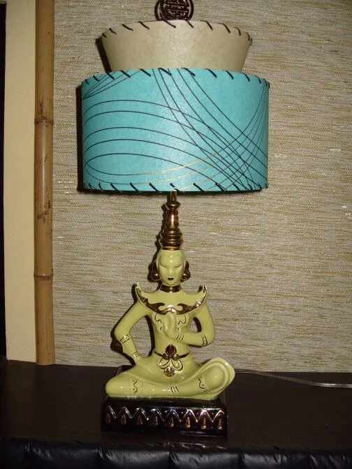 anita-vintage-oriental-lamp-2 anita-vintage-oriental-lamp-2