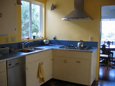 1956-retro-renovation-kitchen-range-hood