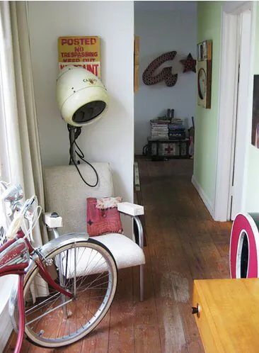vintage-beauty-shop-chair vintage-beauty-shop-chair