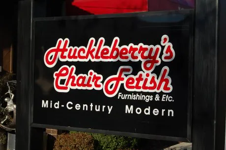 huckleberrys-chair-fetish huckleberrys-chair-fetish
