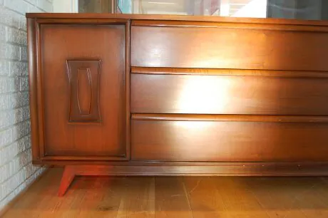 midcentury-buffet midcentury-buffet