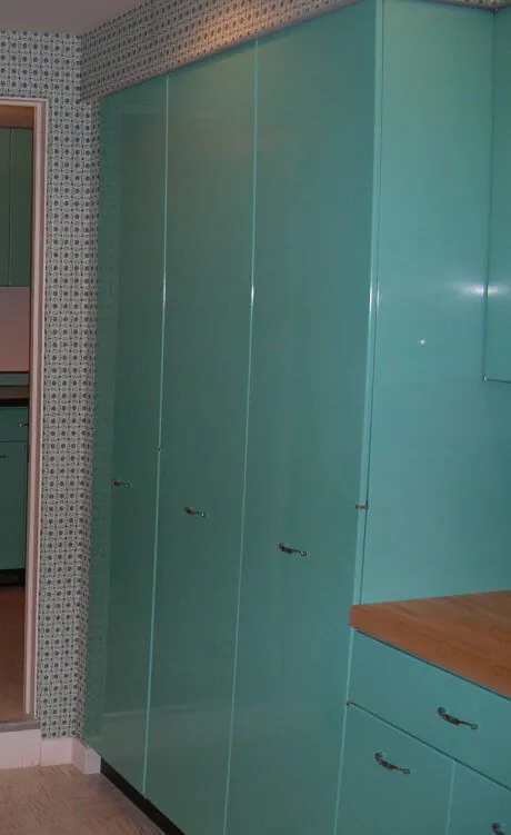 built-in-pantry-cabinets