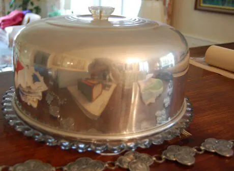 vintage-cake-server-glass-and-chrome vintage-cake-server-glass-and-chrome