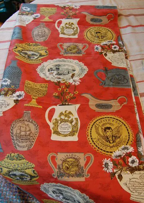 vintage-chintz-patriot-motif vintage-chintz-patriot-motif