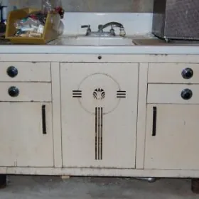 sink vents in cabinets