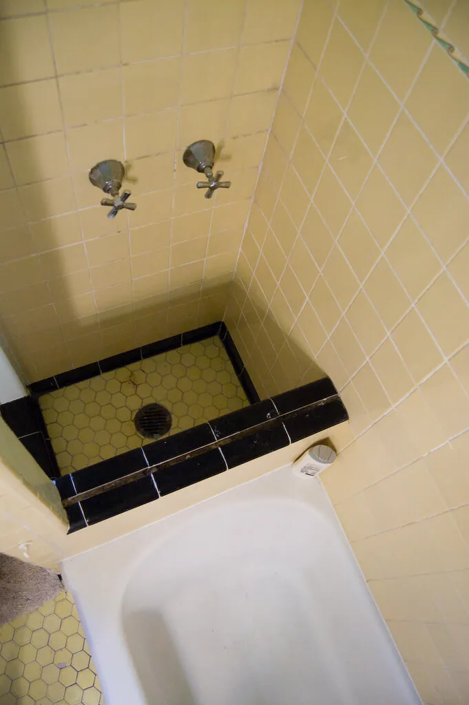 1920s-bathroom-shower-and-tub-unique-configuration 1920s-bathroom-shower-and-tub-unique-configuration