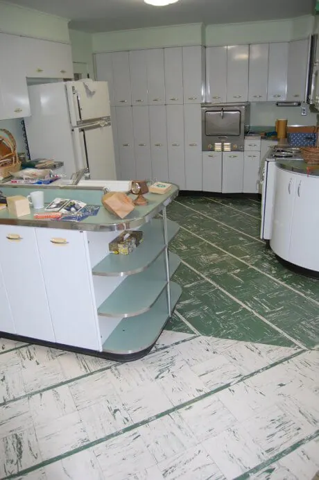 green-and-white-kentile-floor green-and-white-kentile-floor