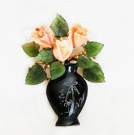 swoboda-onyx-brooch swoboda-onyx-brooch