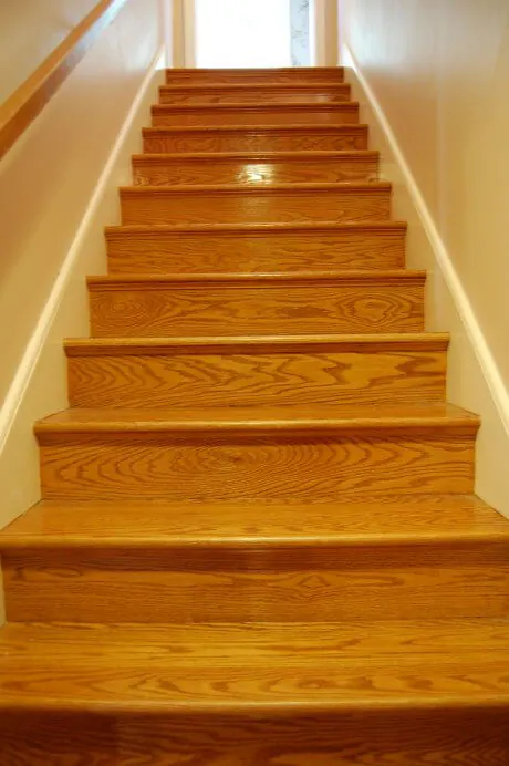 stairs-before-runner