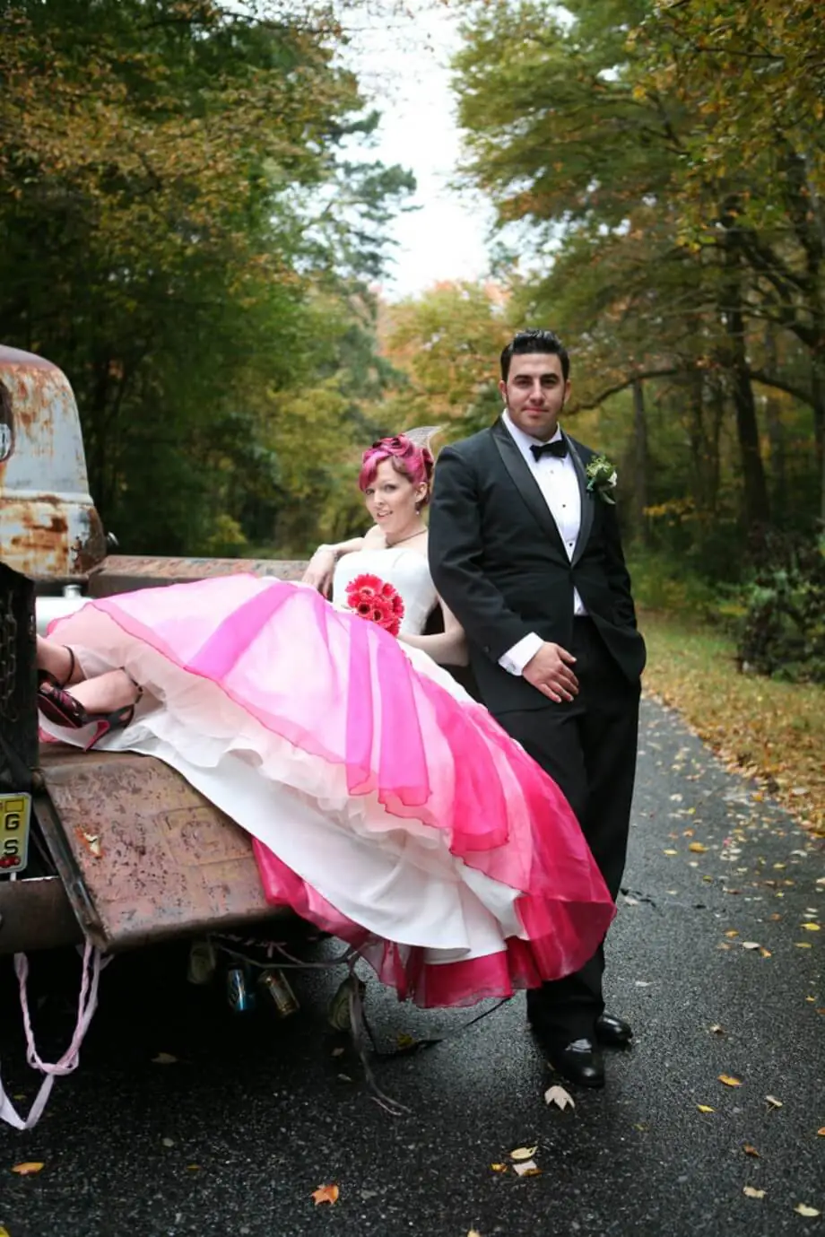 rockabilly-wedding-couple