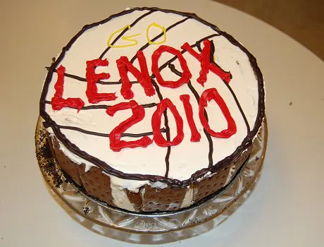 lenox-volleyball-cake