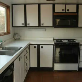 1976 kitchen