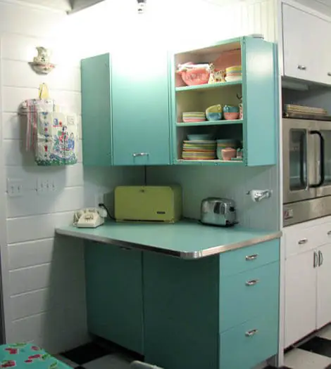 kitchen-desk-area design a desk area in the kitchen