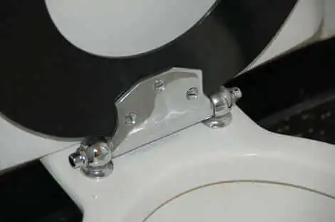 vintage-toilet-seat-just-for-men-2 vintage toilet seat designed for men