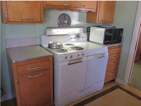 1950s-kitchen vintage stove in 1950s kitchen
