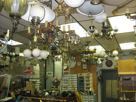 st-louis-vintage-light-store