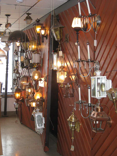 vintage-porch-light