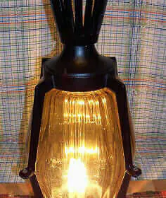 vitnage wrought iron post light