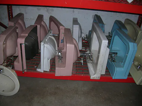 vitnage sinks vintage bathroom sinks at the re-store