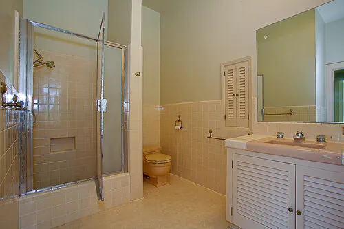 1950s-bathroom vintage bathroom