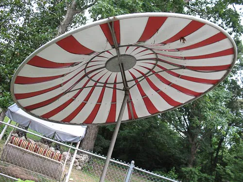 vintage pool umbrella