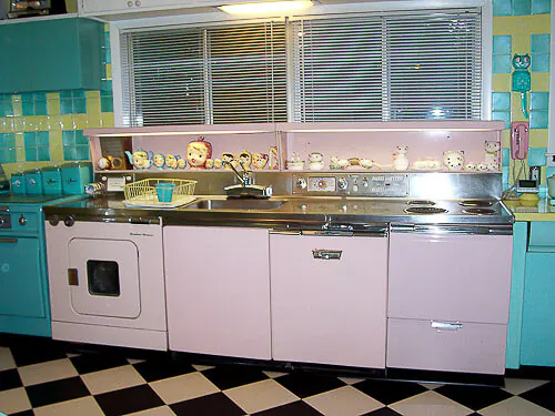 ge wonder kitchen in pink