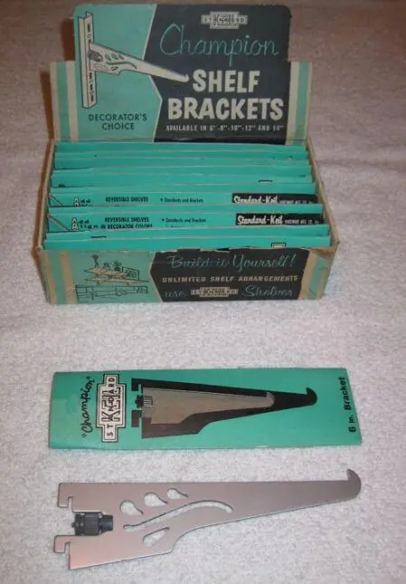 scrolled-shelf-brackets