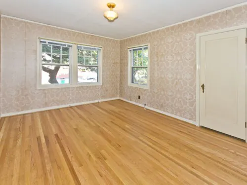 hardwood floors in upstairs bedroom