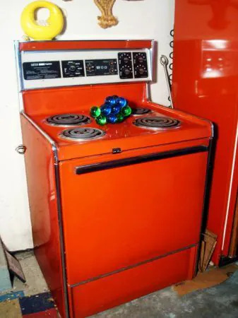poppy color kitchen stove