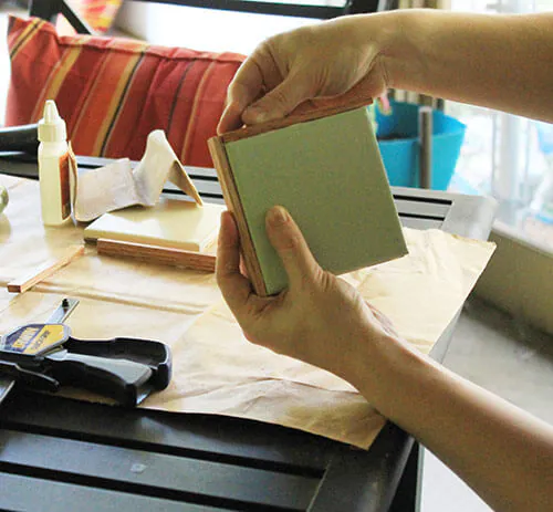 glue-sides-to-base-4 glue-sides-to-base-4