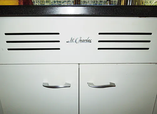 vintage-st-charles-cabinet
