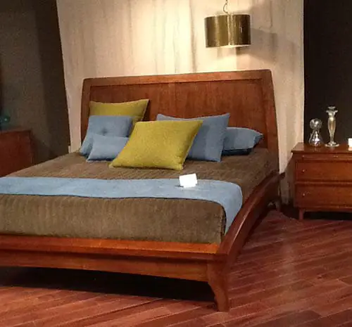 Broyhill-mardella-bed-and-end-table Broyhill-mardella-bed-and-end-table