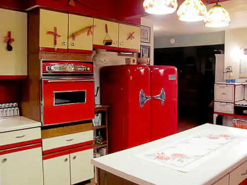 retro red country kitchen