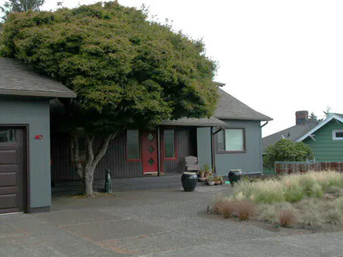 exterior-mid-century-ranch