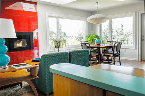red-and-aqua-dining-room
