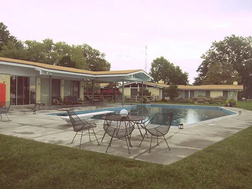 retro-patio-with pool retro-patio-with pool