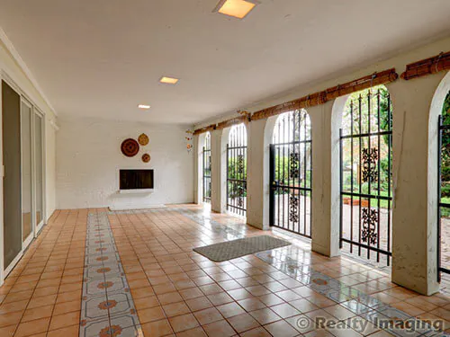 back-porch-midcenty-house back-porch-midcenty-house