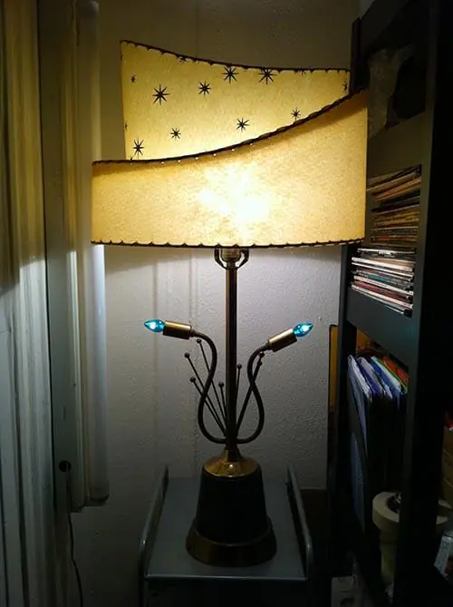 two-tiered-retro-starburst-lamp-blue-lights