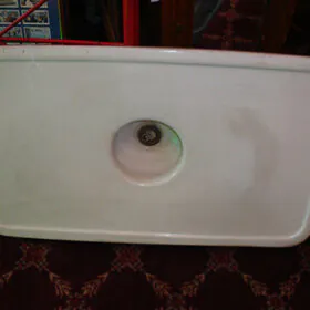 vintage-porcelain-work-table-sink