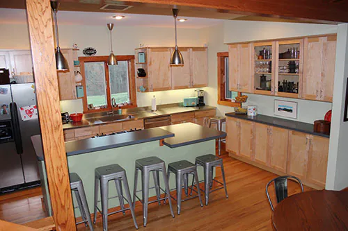 retro-modern-farm-house-kitchen