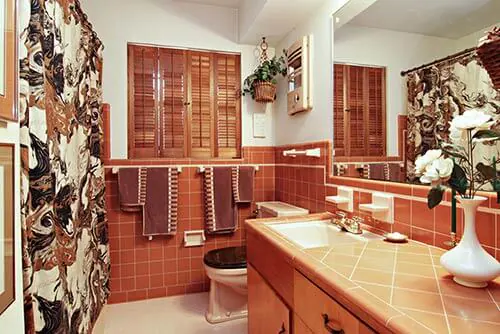 Mid-century-brown-tiled-bathroom