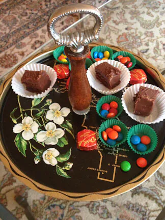 souvenir tray