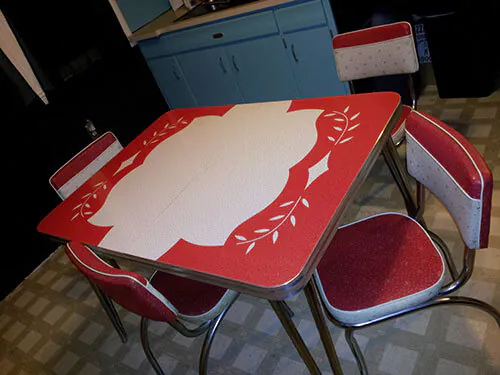 red-and-white-inlaid-vintage-dinette