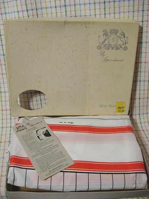 retro-sink-skirt-new-in-box