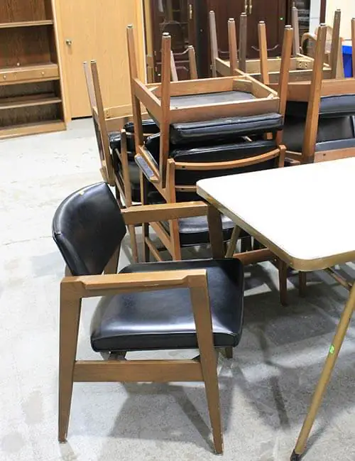 retro-wood-chairs