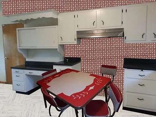 vintage-white-kitchen-with-red-wallpaper