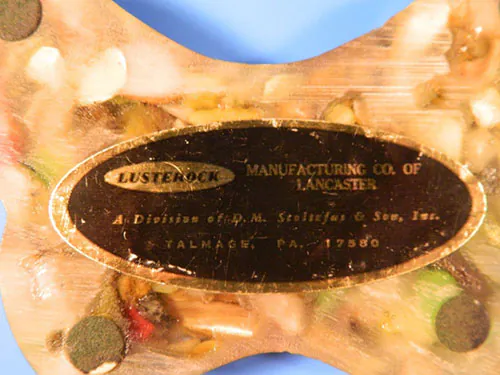 lusterock-label