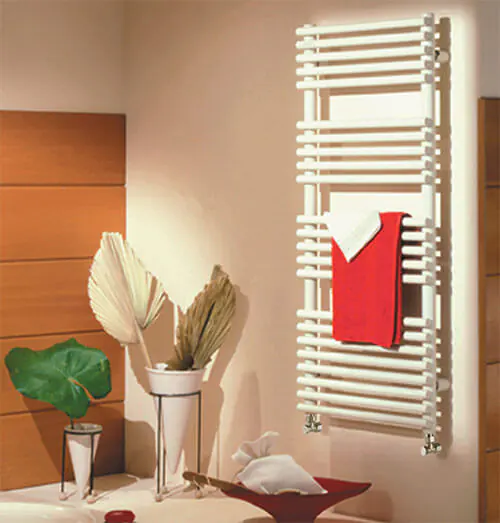runtal-neptune-heated-towel-bar