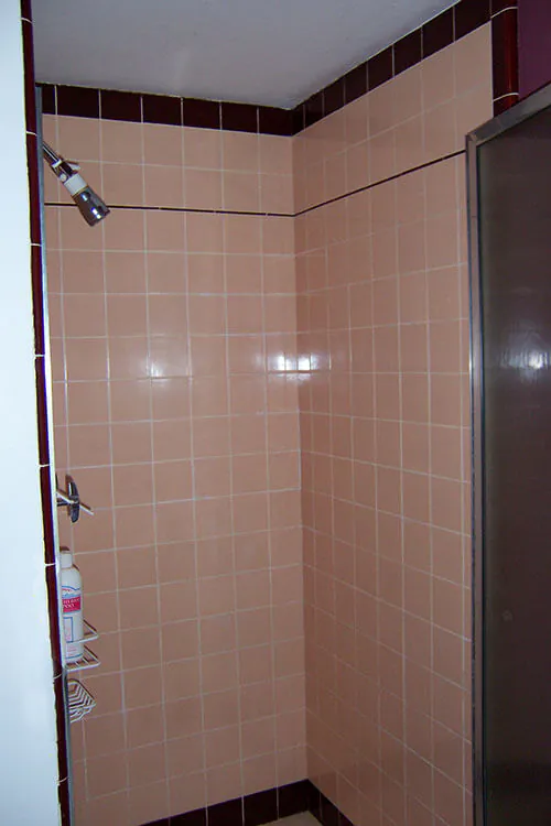 Original-peach-and-mauve-ceramic-tile-shower-retro